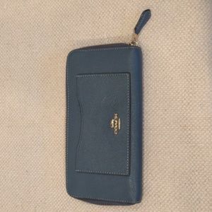 Coach Slim Accordion Zip Wallet